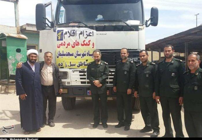 ارسال سومین محموله بزرگ کمک‌های مردمی شهرستان مسجدسلیمان به مناطق سیل زده