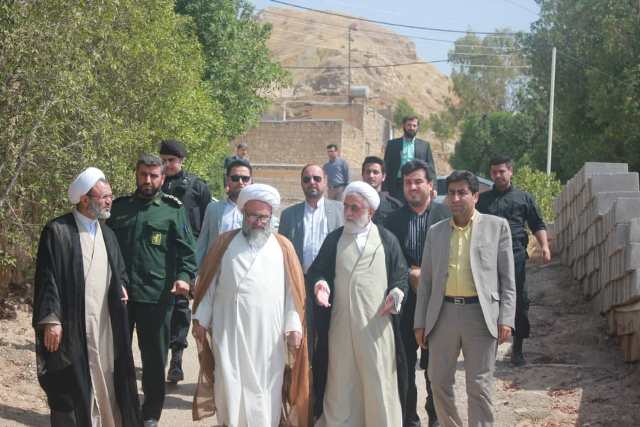 – عضو مجلس خبرگان رهبری از مناطق زلزله زده شهرستان مسجدسلیمان بازدید کرد. به