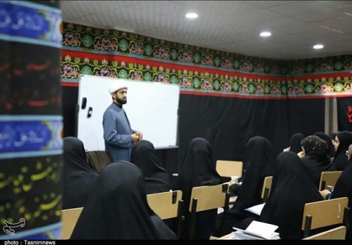 نخستین دوره آموزشی خادم الاربعین ویژه دانشجویان خوزستانی برگزار شد + تصویر