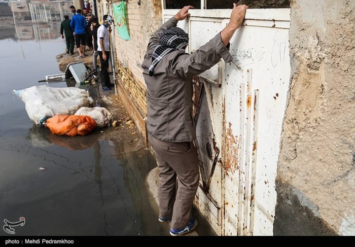 رئیس دانشگاه پزشکی اهواز: نگرانی بهداشتی در مناطق گرفتار در آب و فاضلاب وجود ندارد