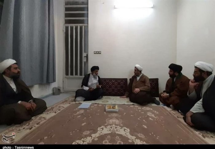 نماینده ولی فقیه در خوزستان: حوزه‌های علمیه به کادرسازی و نخبه پروری ورود کنند