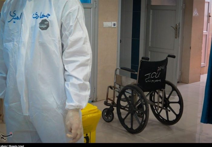 جهاد شبانه‌روزی مدافعان سلامت در بیمارستان رازی اهواز به روایت تصاویر