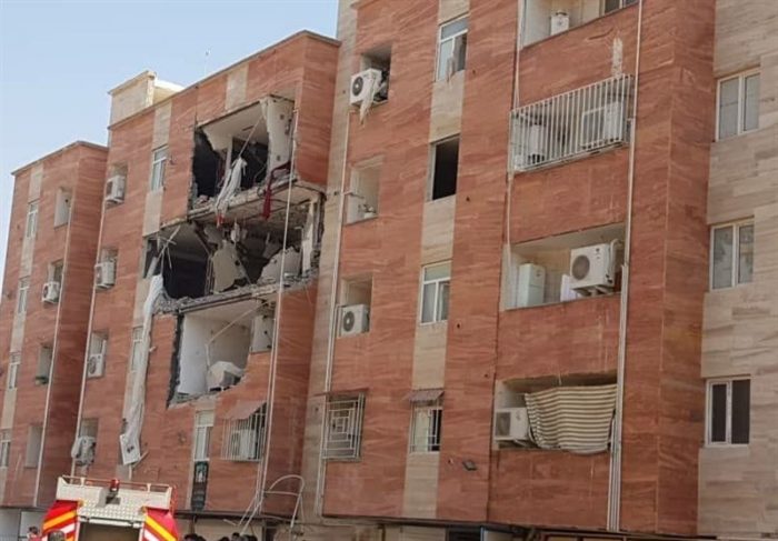 جزئیات انفجار گاز در منازل مسکن مهر فاز ۷ بندر ماهشهر/ چند خانه ‌تخریب شد / آسیب به خودروها و مجروحیت ۵ نفر+ تصاویر