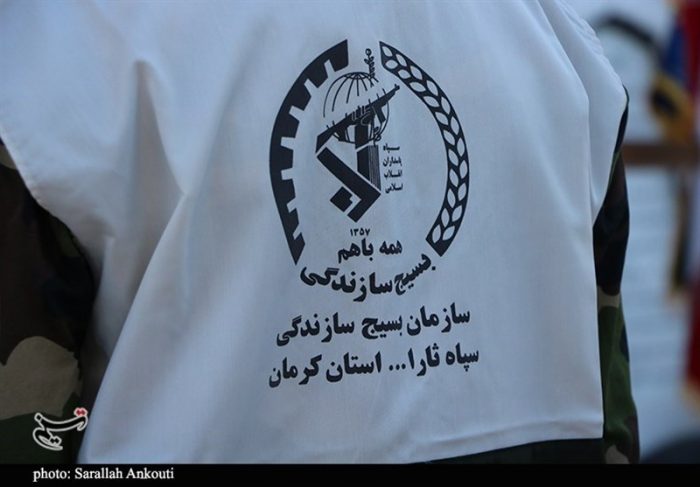 ۱۱۰گروه جهادی در کوی شهید سلیمانی اهواز در حال خدمت به محرومان هستند