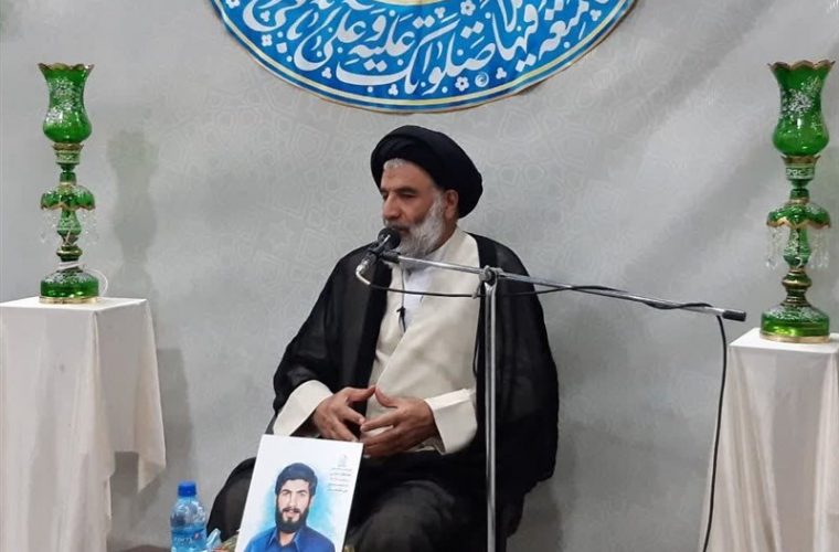 نماینده ولی فقیه در خوزستان: مردم از دید و بازدیدهای عید فطر خودداری کنند