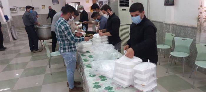 توزیع دو هزار پُرس غذای نذری بین نیازمندان در مسجدسلیمان