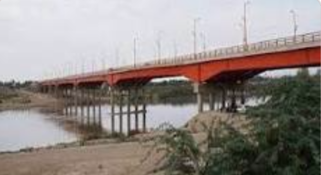 حوادث | سارقین قطعات روی پل رودخانه کارون را با خود بردند