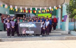 توزیع بلیط مرکز نجوم میان دانش آموزان ممتاز سطح منطقه ۷ اهواز توزیع بلیط مرکز نجوم میان دانش آموزان ممتاز سطح منطقه ۷ اهواز