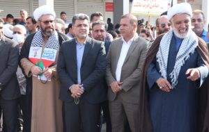 حضور شهردار، اعضای شورای اسلامی شهر و کارکنان شهرداری مسجدسلیمان در راهپیمایی ۱۳ آبان