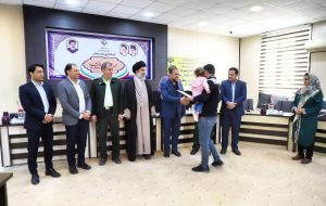 اهدای ۱۰۸ قطعه زمین به متقاضیان در هندیجان اهدای ۱۰۸ قطعه زمین به متقاضیان در هندیجان