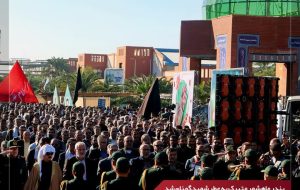 متبرک شدن شهرستان بندر ماهشهر به عطر شهید گمنام / تشییع و خاکسپاری با شکوه پیکر شهید غواص گمنام در پتروشیمی امیرکبیر متبرک شدن شهرستان بندر ماهشهر به عطر شهید گمنام / تشییع و خاکسپاری با شکوه پیکر شهید غواص گمنام در پتروشیمی امیرکبیر