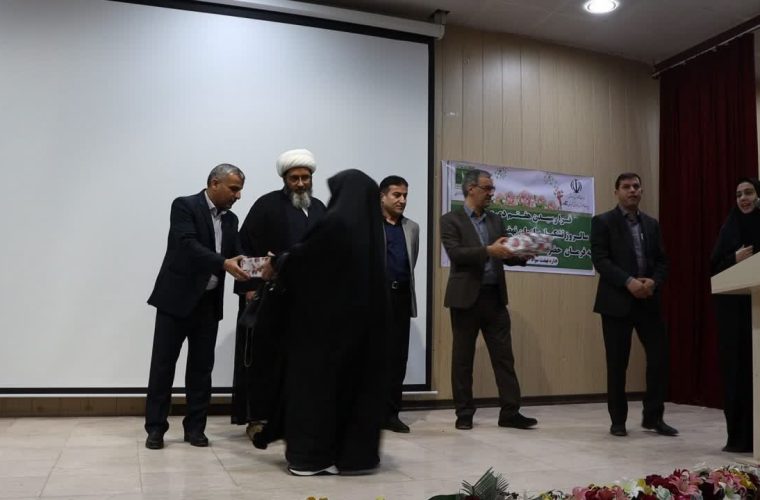 تجلیل آموزش دهندگان سوادآموزی اداره آموزش و پرورش شهرستان شادگان + تصاویر تجلیل آموزش دهندگان سوادآموزی اداره آموزش و پرورش شهرستان شادگان + تصاویر