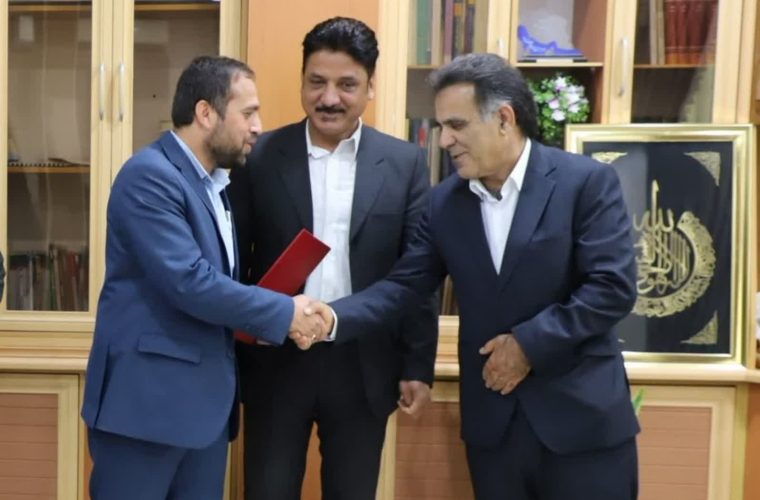 برگزاری آیین تکریم و معارفه سرپرست جدید گمرک هندیجان برگزاری آیین تکریم و معارفه سرپرست جدید گمرک هندیجان