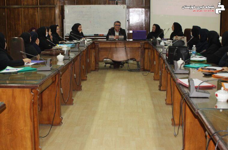 دوره آموزشی گزارش نویسی و بازدید منزل در بهزیستی اهواز برگزار شد دوره آموزشی گزارش نویسی و بازدید منزل در بهزیستی اهواز برگزار شد