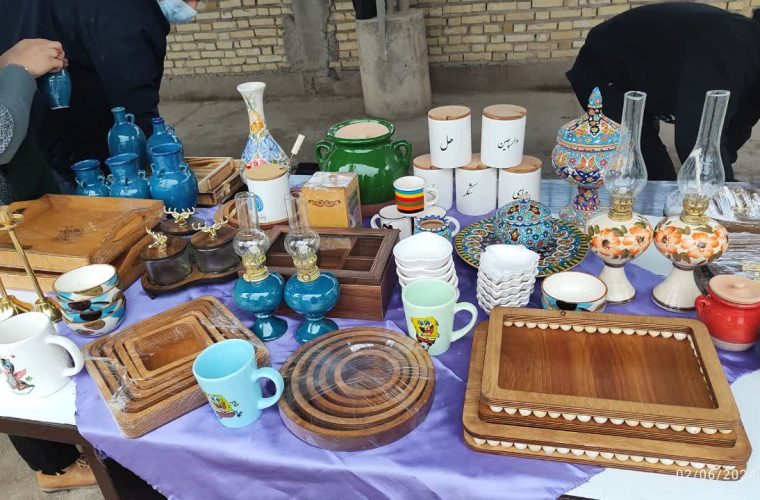 برپایی نمایشگاه صنایع دستی و محصولات غذایی و گلخانه ای در شهرستان کارون + تصاویر