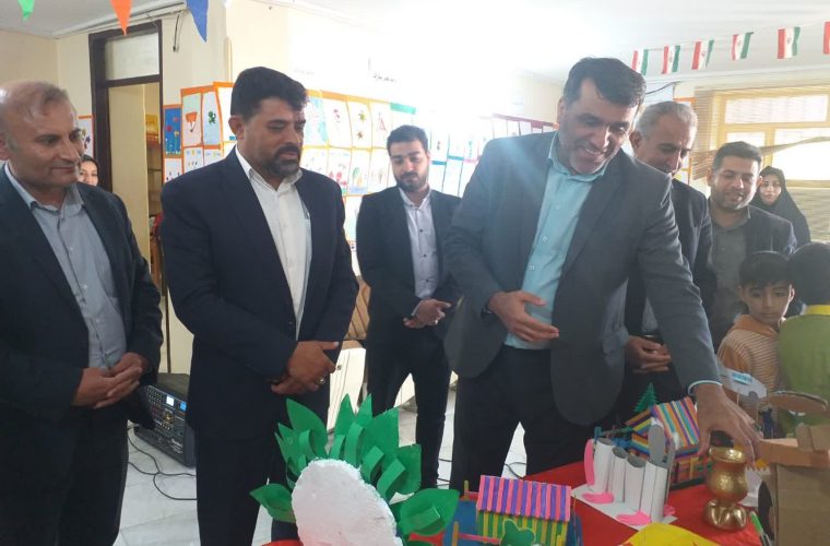 برپایی نمایشگاه آثار کودکانه و کتاب کودک و نوجوان در هندیجان + تصاویر برپایی نمایشگاه آثار کودکانه و کتاب کودک و نوجوان در هندیجان + تصاویر