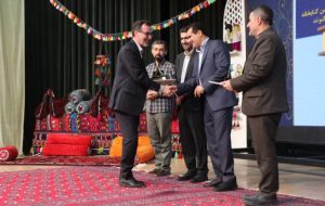 شوشتر رتبه نخست جشنواره استانی طعم کتاب با عشایر را کسب کرد شوشتر رتبه نخست جشنواره استانی طعم کتاب با عشایر را کسب کرد