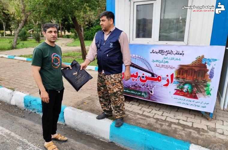 نصب اطاقک های از من بپرس نوروزی در منطقه هفت شهرداری اهواز + تصاویر نصب اطاقک های از من بپرس نوروزی در منطقه هفت شهرداری اهواز + تصاویر