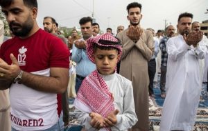 اقامه نماز عید سعید فطر در اهواز و دیگر مناطق استان خوزستان+تصاویر اقامه نماز عید سعید فطر در اهواز و دیگر مناطق استان خوزستان+تصاویر