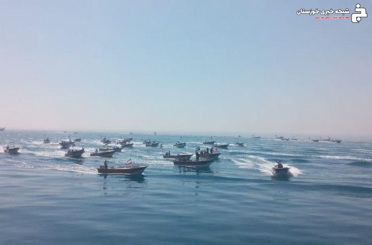 رژه شناورهای مردمی بسیج دریایی منطقه سوم ندسا در حمایت از مردم مظلوم فلسطین در آبهای بحرکان خلیج فارس + تصاویر رژه شناورهای مردمی بسیج دریایی منطقه سوم ندسا در حمایت از مردم مظلوم فلسطین در آبهای بحرکان خلیج فارس + تصاویر