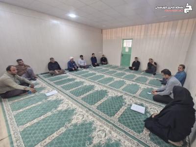 دوره آموزشی اصول تغذیه در پرواربندی گوساله در شهرستان هندیجان دوره آموزشی اصول تغذیه در پرواربندی گوساله در شهرستان هندیجان