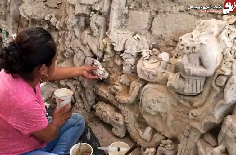 کشف حکاکیهای اسطورهای در کنار زمین فوتبال باستانی کشف حکاکیهای اسطورهای در کنار زمین فوتبال باستانی