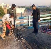 آغاز پروژه تعویض درزهای انبساطی پل سردار هاشمی با حضور مدیر شهرداری منطقه ۸ آغاز پروژه تعویض درزهای انبساطی پل سردار هاشمی با حضور مدیر شهرداری منطقه ۸