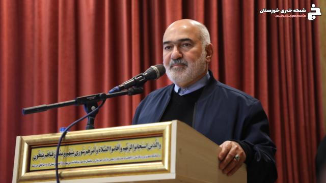 آمادگی خوبی در دولت برای حل مشکلات خوزستان دیدم / جامعه کارگری، ستون فقرات پیشرفت و اقتدار کشور است آمادگی خوبی در دولت برای حل مشکلات خوزستان دیدم / جامعه کارگری، ستون فقرات پیشرفت و اقتدار کشور است