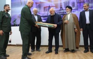 استاندار خوزستان از تلاش ها و مجاهدت های سردار فلاحی تجلیل کرد استاندار خوزستان از تلاش ها و مجاهدت های سردار فلاحی تجلیل کرد