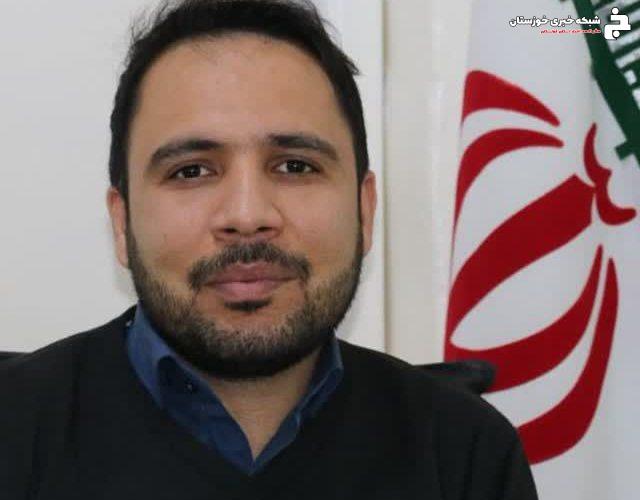 از کارمند نخبه مسجدسلیمانی تجلیل بعمل آمد از کارمند نخبه مسجدسلیمانی تجلیل بعمل آمد