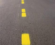 ادامه عملیات خط کشیهای محوری در بلوارهای اصلی سطح منطقه ۳ ادامه عملیات خط کشیهای محوری در بلوارهای اصلی سطح منطقه ۳