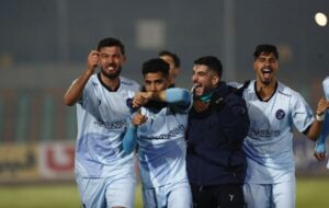 تعویق جشن صعود فجر به لیگ برتر؛ سه تهرانی و یک آبادانی در کورس دوم شدن تعویق جشن صعود فجر به لیگ برتر؛ سه تهرانی و یک آبادانی در کورس دوم شدن