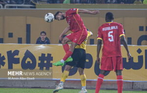 نیمه اول فولاد و شمس آذر با یک گل به خودی