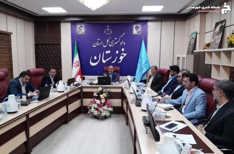تأکید دادستان مرکز خوزستان بر ضرورت نظارت مستمر، برخورد قاطع با جرائم خشن، تسریع در رسیدگی به پرونده‌ها و تلاش جهادی در احقاق حقوق عامه