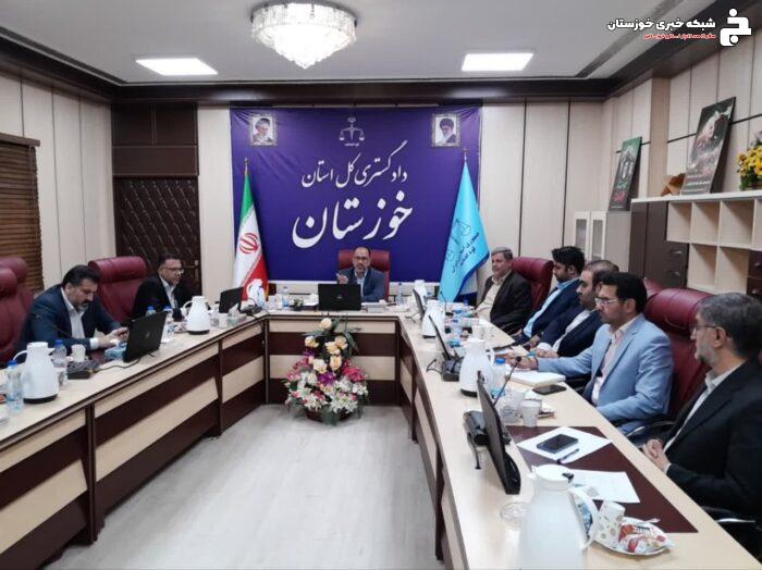 تأکید دادستان مرکز خوزستان بر ضرورت نظارت مستمر، برخورد قاطع با جرائم خشن، تسریع در رسیدگی به پرونده‌ها و تلاش جهادی در احقاق حقوق عامه