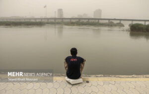 توده گرد و خاک عراقی خوزستان را در بر می‌گیرد