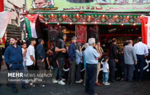 استقرار۲۰۰ موکب مردمی درمسیر پیاده روی جاماندگان اربعین حسینی درشادگان استقرار۲۰۰ موکب مردمی درمسیر پیاده روی جاماندگان اربعین حسینی درشادگان