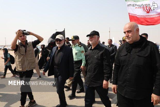 بازدید وزیر کشور از وضعیت تردد زائران اربعین در شلمچه