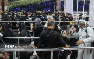 تردد ۵۰۶ هزار و ۲۱۵ زائر اربعین از مرز چذابه تا روز اربعین