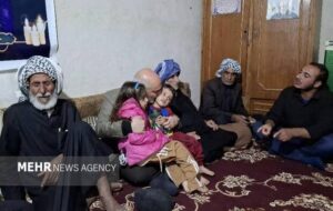 استاندار خوزستان با خانواده مرحوم محمد غراوی در شادگان دیدار کرد استاندار خوزستان با خانواده مرحوم محمد غراوی در شادگان دیدار کرد