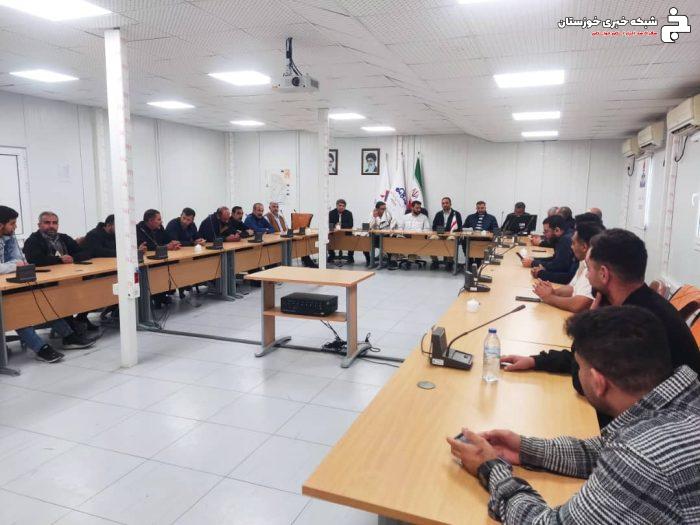 گرامیداشت روز حمل و نقل و رانندگان در سایت طرح آزادگان جنوبی با تقدیر از تلاش‌های متعهدانه کارکنان برگزار شد