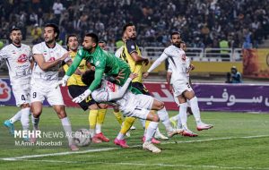 سقوط آبی ها در هفته ایده آل سپاهان/ زنگ خطر برای تراکتور به صدا درآمد