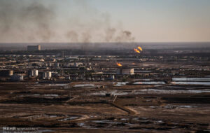 هوای ۱۱ شهر خوزستان ناسالم برای همه گروه‌ها