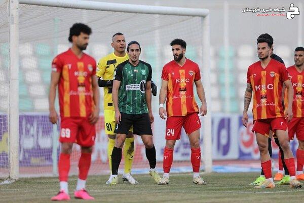 تساوی جنجالی خیبر و فولاد/ مطهری باز هم نباخت