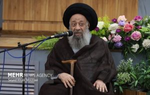آیتالله جزایری: تسریع در اعلام رهبری انقلاب لازم و ضروری است آیتالله جزایری: تسریع در اعلام رهبری انقلاب لازم و ضروری است