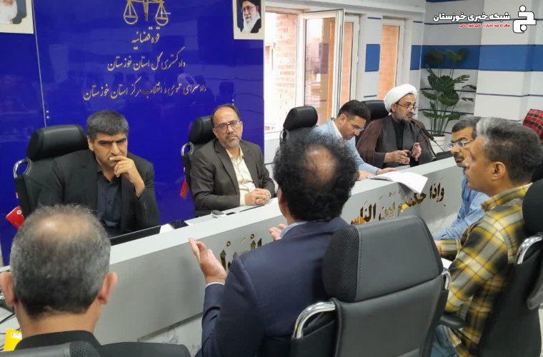 رسیدگی به درخواست ۵۰ نفر در دیدار مردمی دادستان مرکز خوزستان رسیدگی به درخواست ۵۰ نفر در دیدار مردمی دادستان مرکز خوزستان