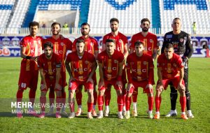 فولاد خوزستان یک مدافع جذب کرد